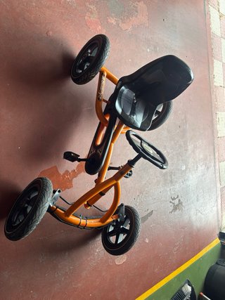 Kart a pedales Berg (dos tamaños)