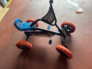 Kart a pedales Berg (dos tamaños)