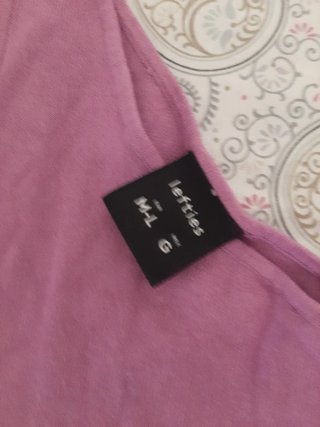Conjunto  Tops Mujer.Se venden precio unidad.