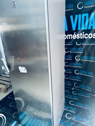 573.Congelador Vertical Cajones Balay No Frost