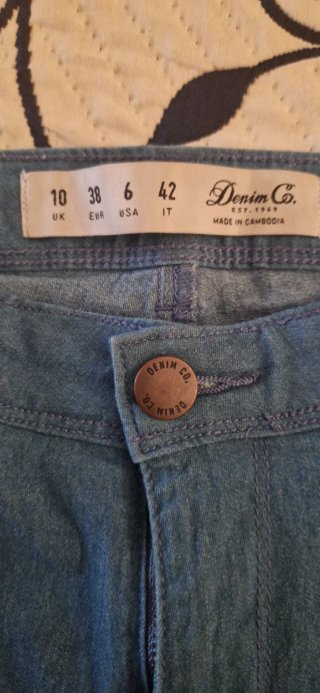 Pantalón skinny elástico talla 38