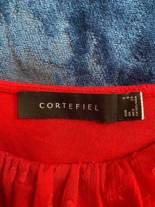 Blusa Cortefiel roja mangas transparentes