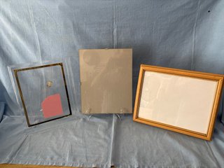 Liquidación de tres marcos para fotos