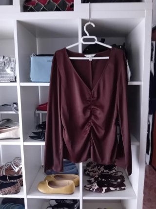 Blusa y regalo 3 prendas