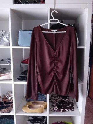 Blusa y regalo 3 prendas
