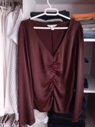 Blusa y regalo 3 prendas