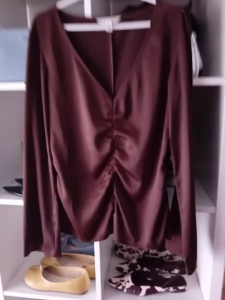 Blusa y regalo 3 prendas