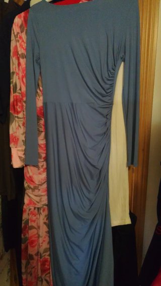 Vestido azul fruncido manga larga