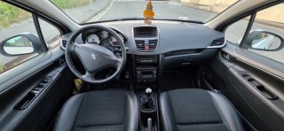 Peugeot 207 2011
