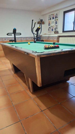 Mesa de billar verde
