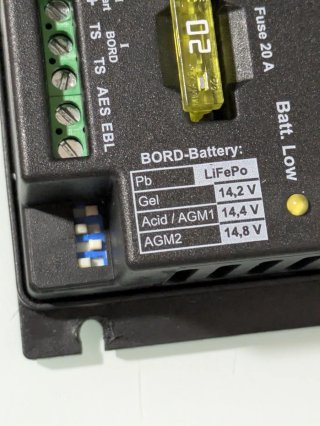 Regulador solar Votronic MPP 250 Duo