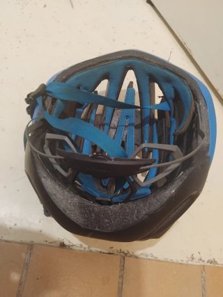 Casco de Ciclismo Negro y Azul