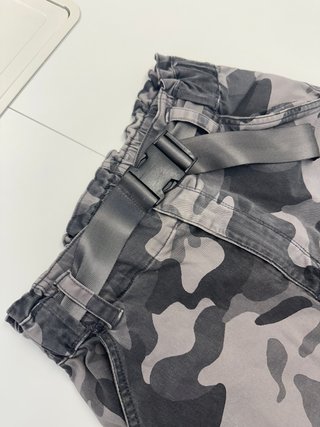 Pantalón Hollister camuflaje gris mujer