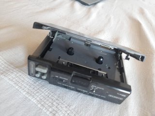 Walkman AIWA Auto Reverse Digital Display. VINTAGE