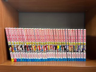 Lote 32 tomos “My Hero Academy” en español - Manga