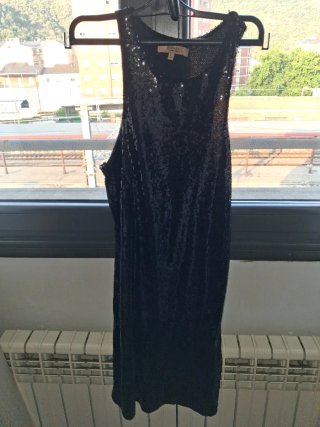 Vestido Bershka lentejuelas negro Talla L