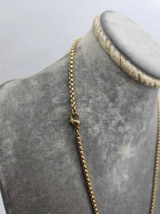Colgante Virgen con cadena