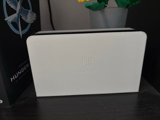 Nintendo Switch OLED Bianca