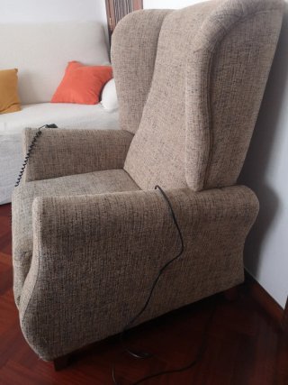 Sillón relax motorizado tela beige