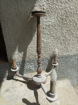 Lámpara de techo de madera
