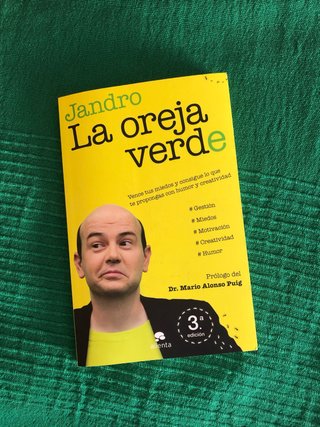 La oreja verde.