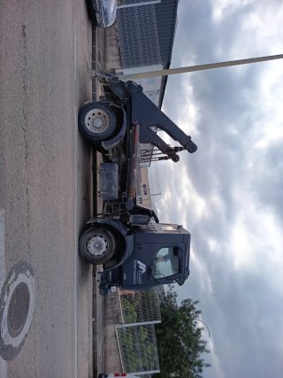 Camión Contenedor Renault 220/16/D 16 TM
