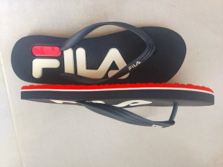 Chanclas Fila Azul Marino con Detalles Rojos