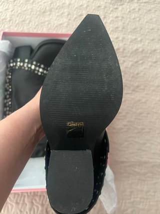 Botas Alma en Pena negras con tachuelas