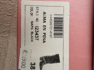 Botas Alma en Pena negras con tachuelas