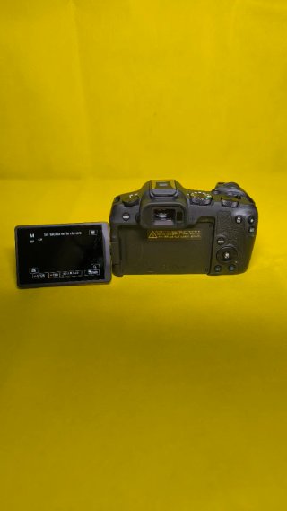 Cámara Canon EOS R8 Nueva