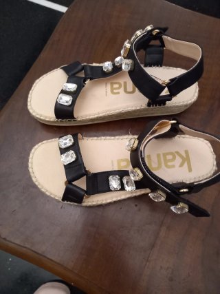 Sandali neri con strass