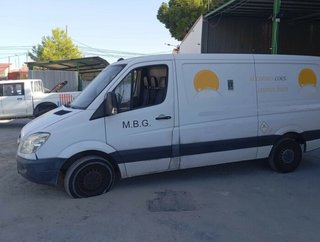 Guantera mercedes-benz sprinter ii caja 468077