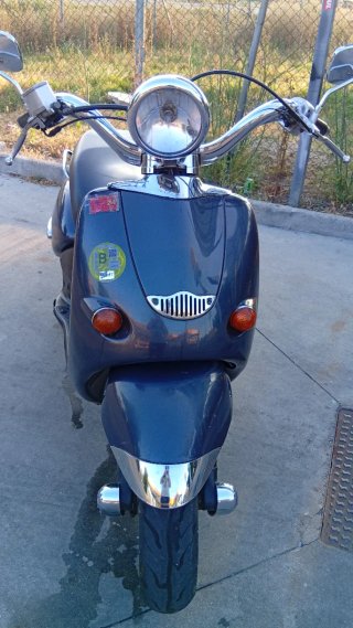 Moto Aprilia 50cc Scooter