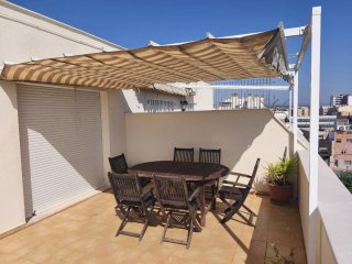 MESA DE JARDÍN,SILLAS Y PERGOLA BENICARLO-castello