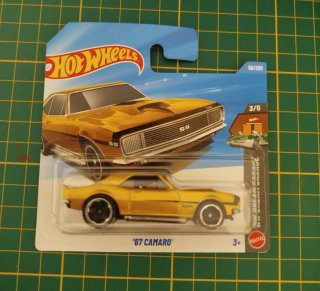 Hot Wheels '67 Camaro Dorado