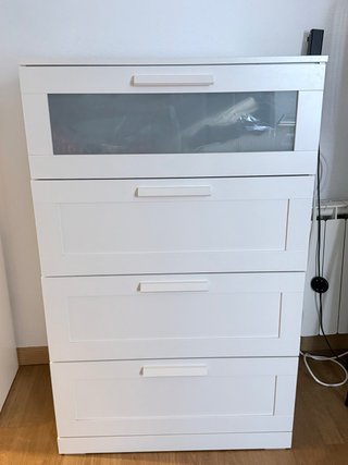 Cajonera blanca con frontal de cristal