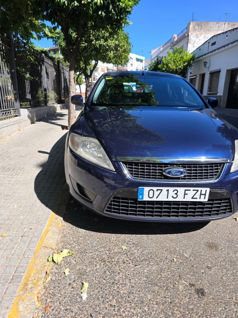 Ford Mondeo 2008 - foto 1