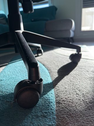 Silla ergonómica de oficina negra
