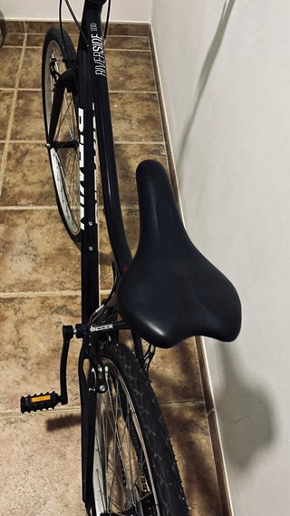 Bicicleta BTWIN Negra