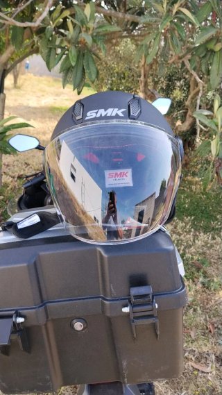 Casco SMK Helmets talla L Moto Nuevo