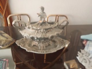 Sopera Capodimonte Antigua