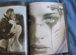 LUIS ROYO – DARK LABYRINTH + POSTAL
