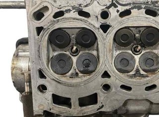 Culata 111010j030 toyota yaris 154370