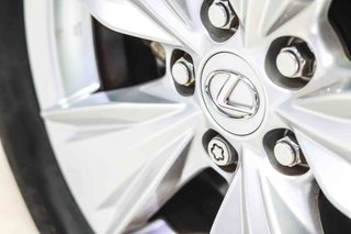 Lexus UX 2.0 250h Business