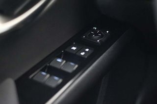Lexus UX 2.0 250h Business