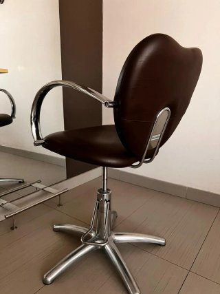 Silla de peluquería giratoria como nuevos
