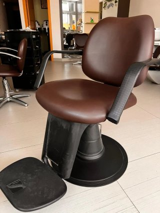 Silla de peluquería giratoria como nuevos