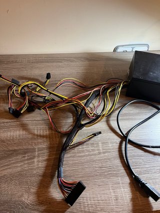 Fuente de alimentación ATX 700W para PC