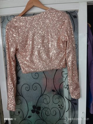 Blusa fiesta lentejuelas doradas y rosas