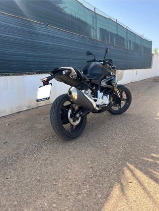 BMW G 310 R